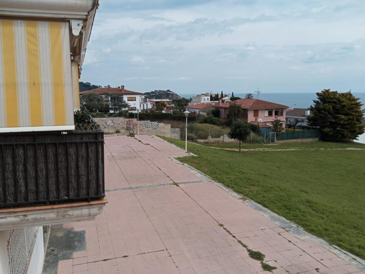 Apartamento Pis a Blanes amb precioses vistes al mar. Exterior foto